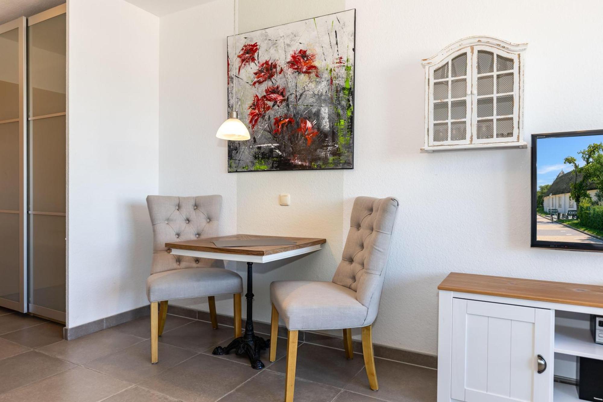 Yachthafenresidenz Apartment Kuehlungsborn Exterior photo
